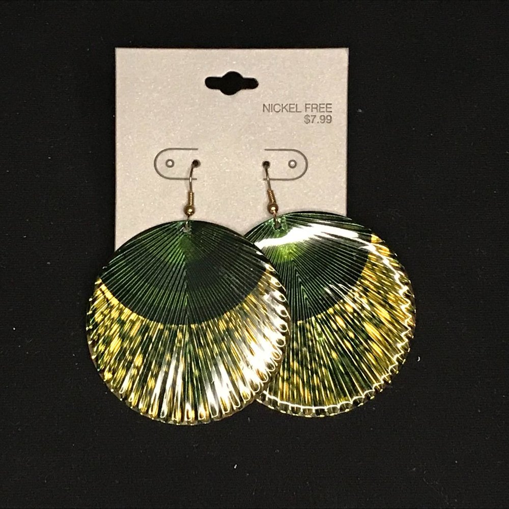 Beautiful Green and Gold Earrings